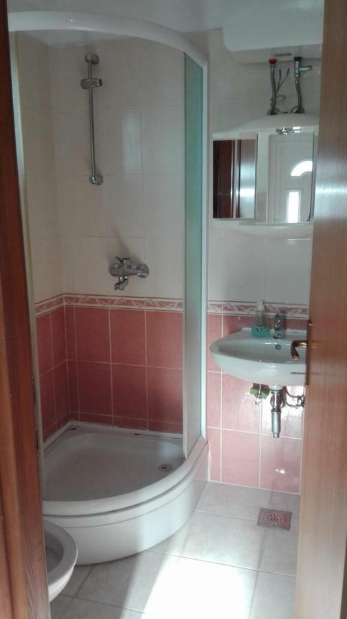 Apartmani Erceg Jadrija Exteriör bild